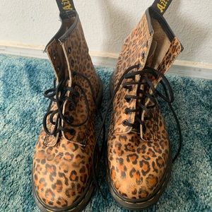 RARE LEOPARD DOC MARTENS